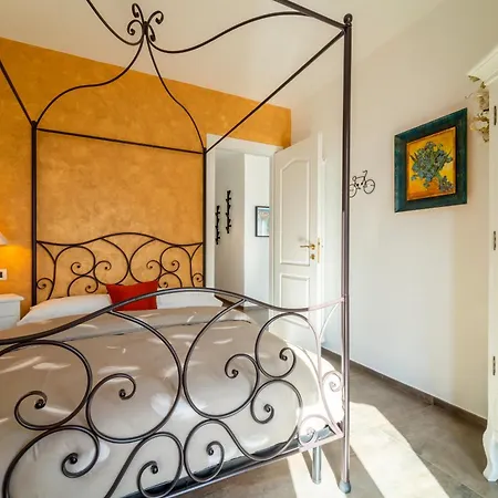 Ka' Doro With View 公寓 *