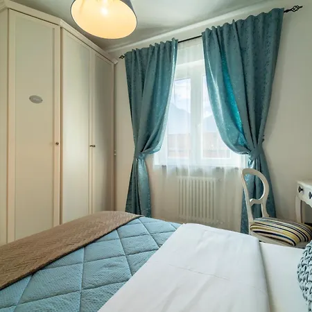 公寓 Ka' Doro With View 内索